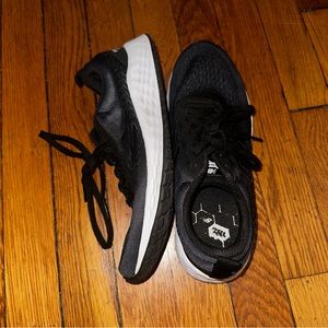 New Balance “Arishi Fresh Foam” Size 7.5